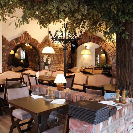 Hotel Restaurant Adria Kroatien Bad Ems Eksteriør bilde