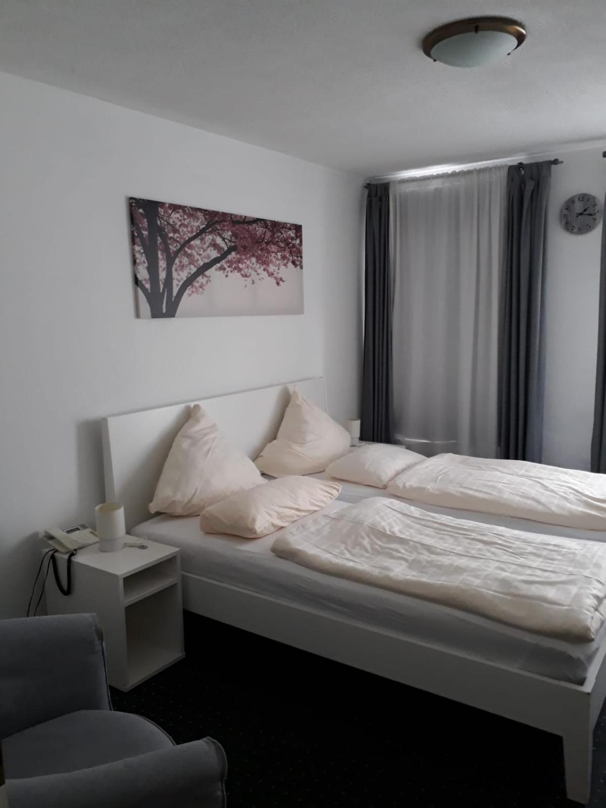 Hotel Restaurant Adria Kroatien Bad Ems Eksteriør bilde
