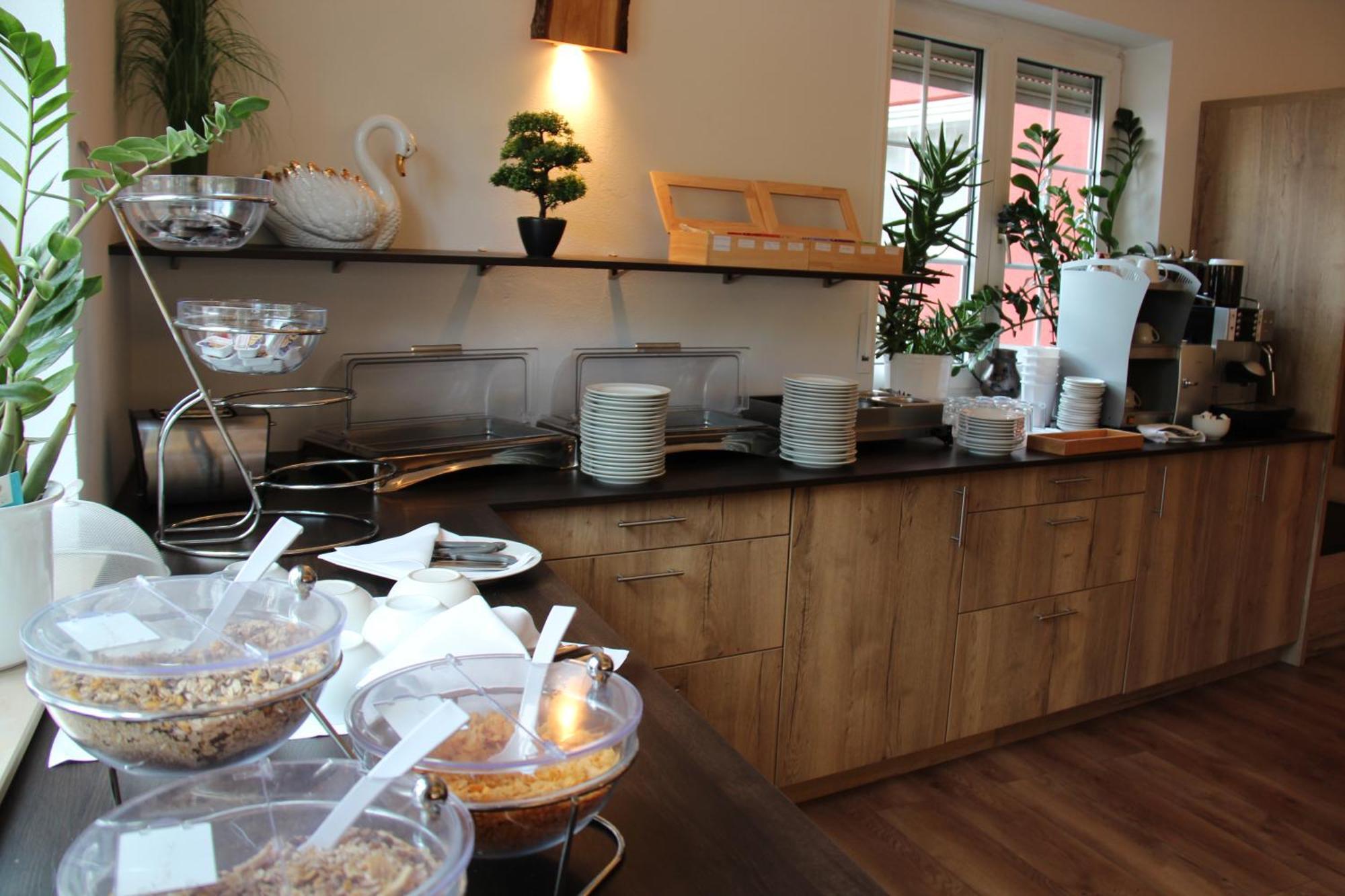Hotel Restaurant Adria Kroatien Bad Ems Eksteriør bilde