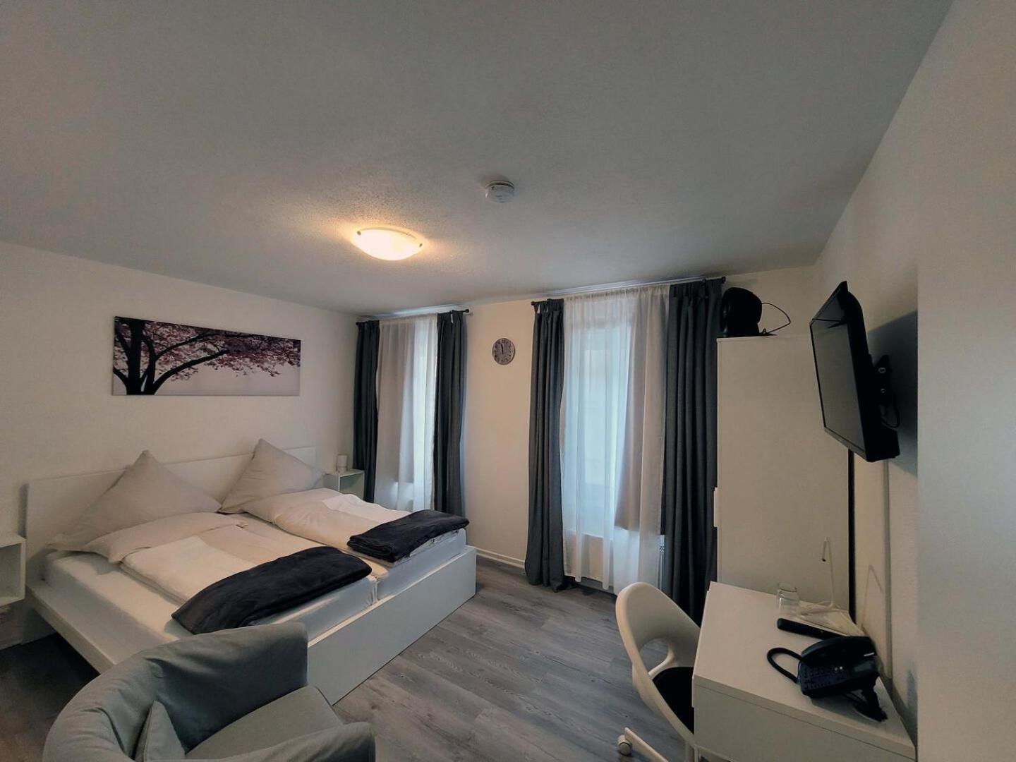 Hotel Restaurant Adria Kroatien Bad Ems Eksteriør bilde