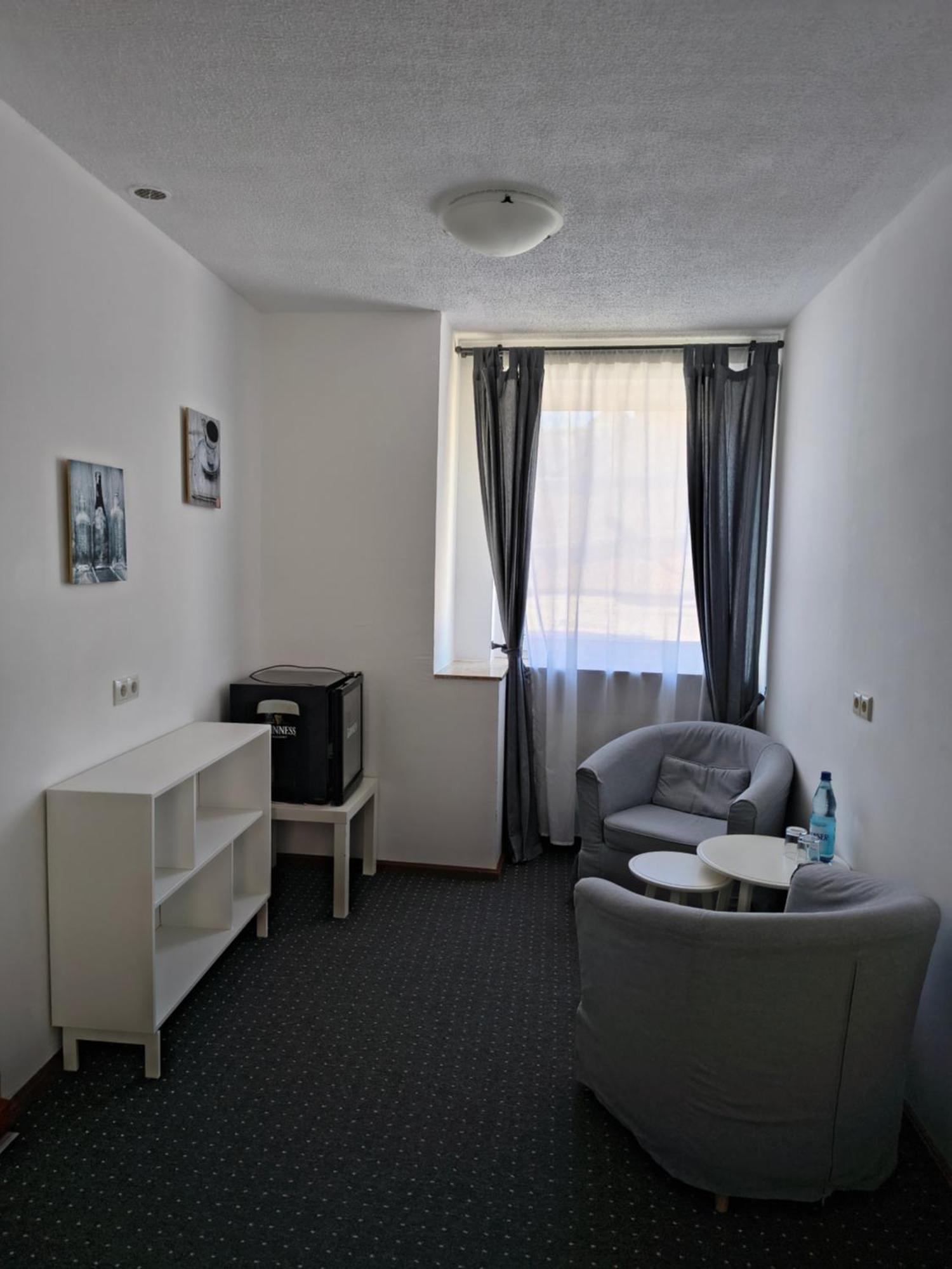 Hotel Restaurant Adria Kroatien Bad Ems Eksteriør bilde